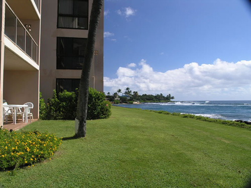 View of ocean looking east at Lanai